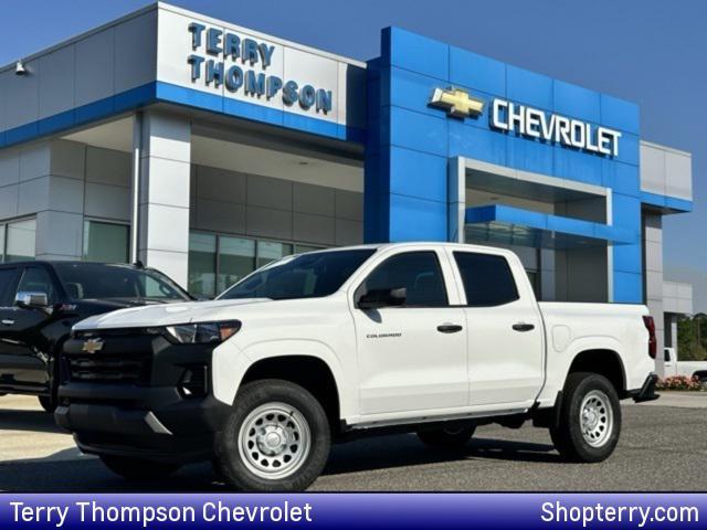 new 2025 Chevrolet Colorado car, priced at $33,690