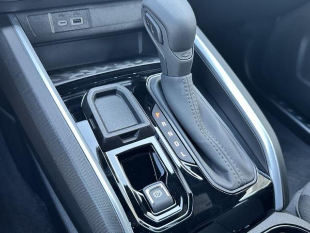 new 2025 Chevrolet Colorado car, priced at $33,690