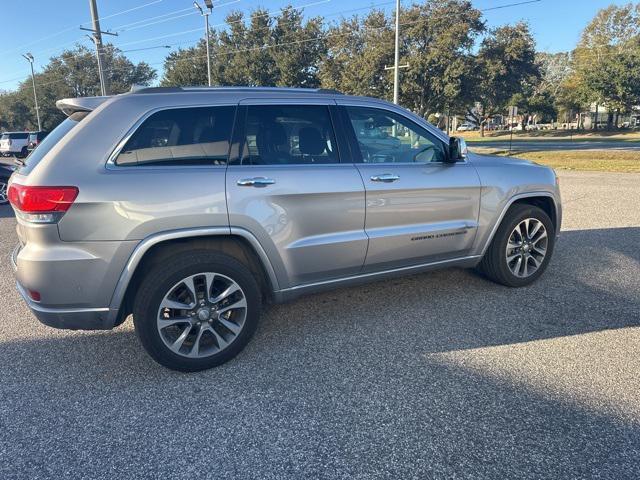 used 2017 Jeep Grand Cherokee car, priced at $17,471