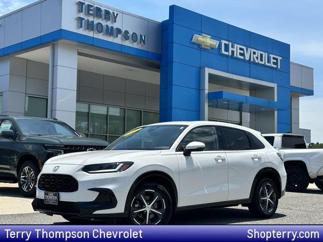 used 2025 Honda HR-V car, priced at $27,864