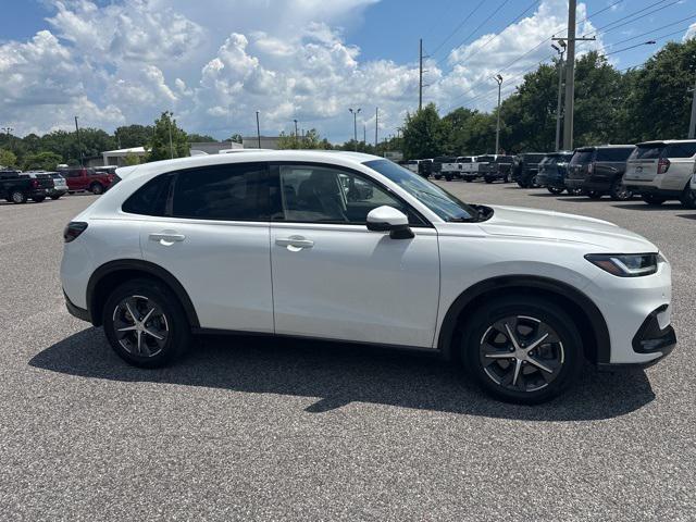 used 2025 Honda HR-V car