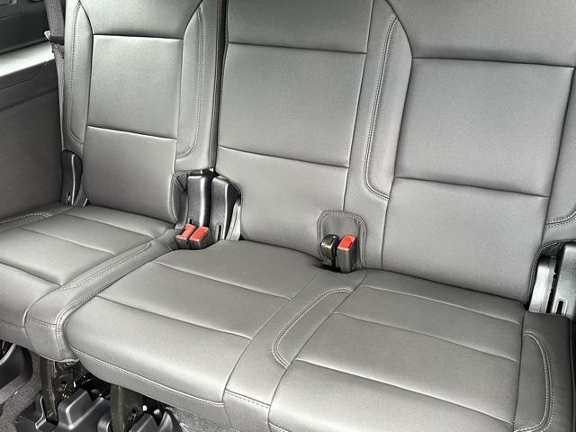 new 2025 Chevrolet Suburban car, priced at $80,700
