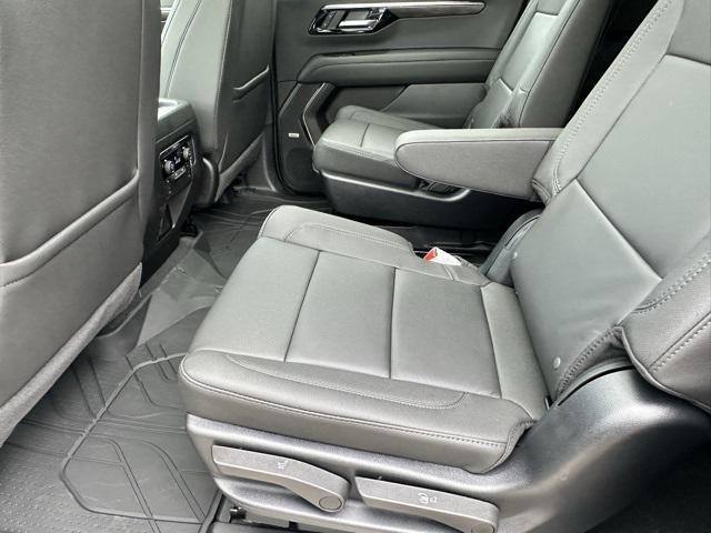 new 2025 Chevrolet Suburban car, priced at $80,700