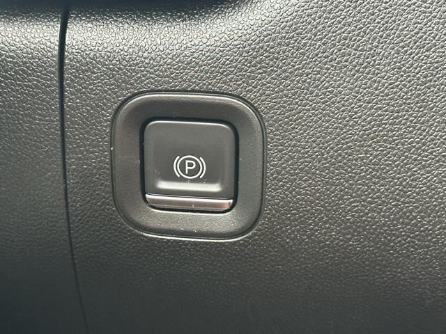 used 2022 GMC Sierra 2500 car, priced at $61,869