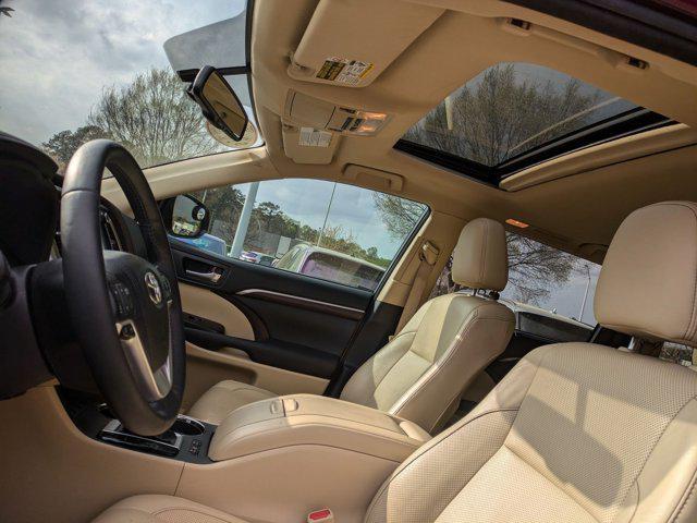 used 2015 Toyota Highlander car, priced at $15,888