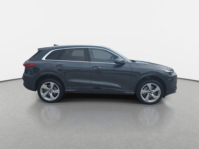 new 2025 Audi Q5 car, priced at $59,960