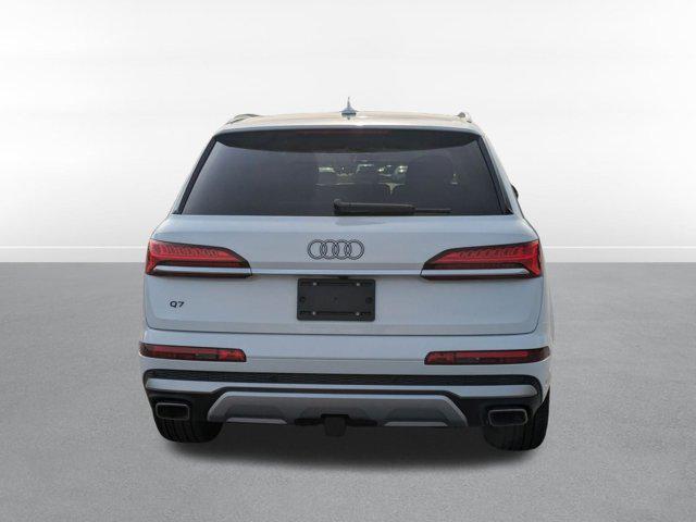 new 2025 Audi Q7 car, priced at $61,340