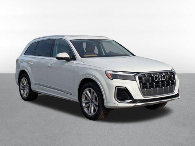 new 2025 Audi Q7 car, priced at $61,340