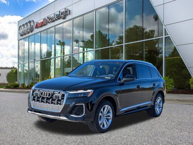 new 2025 Audi Q7 car, priced at $61,101