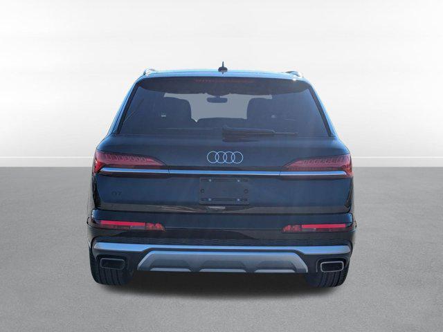 new 2025 Audi Q7 car, priced at $60,601