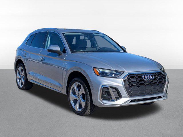 new 2025 Audi Q5 car, priced at $53,674