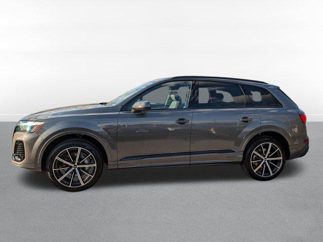 new 2025 Audi Q7 car, priced at $67,129