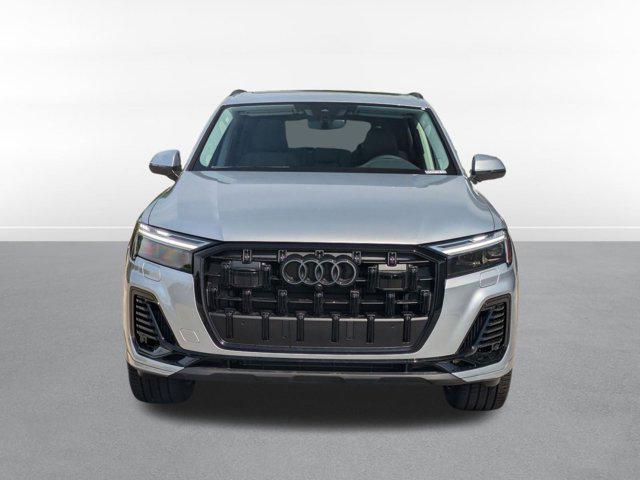 new 2025 Audi Q7 car, priced at $68,239