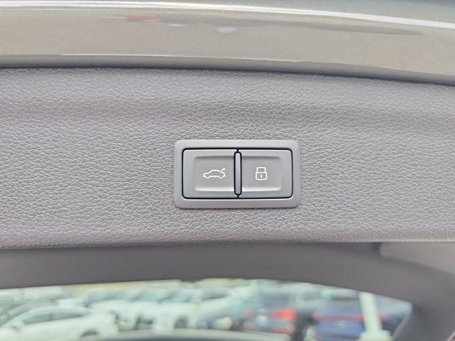 new 2025 Audi Q3 car, priced at $43,610