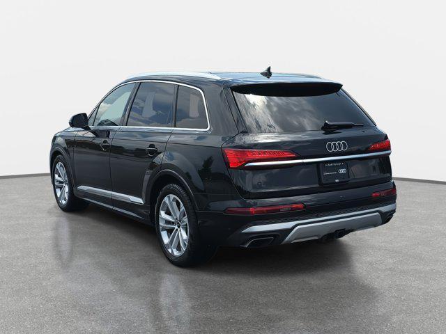 used 2025 Audi Q7 car, priced at $69,428