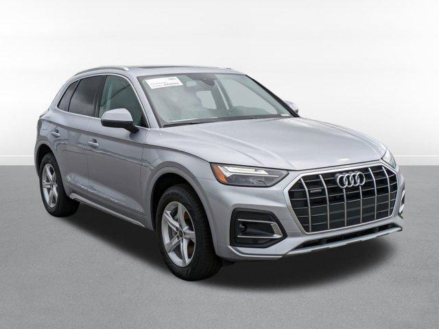 new 2024 Audi Q5 car, priced at $44,050