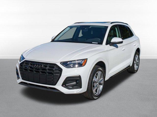 new 2025 Audi Q5 car, priced at $46,394