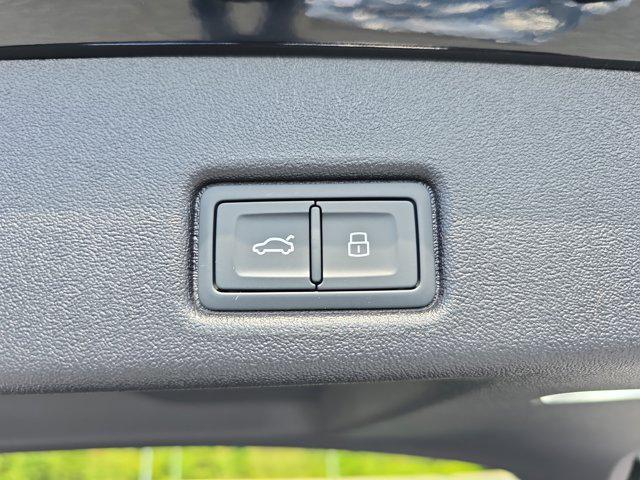 new 2025 Audi Q5 car, priced at $59,756