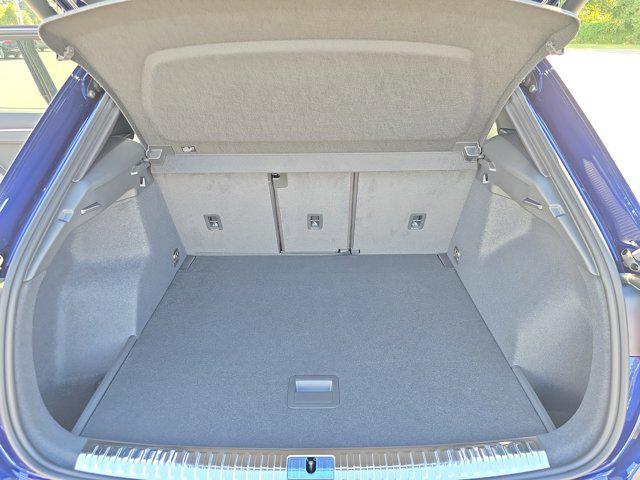 new 2025 Audi Q3 car, priced at $43,990