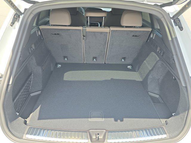 new 2025 Audi Q5 car, priced at $60,300