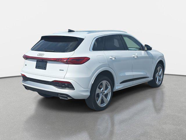 new 2025 Audi Q5 car, priced at $60,890