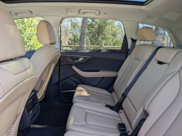 new 2025 Audi Q7 car, priced at $75,765