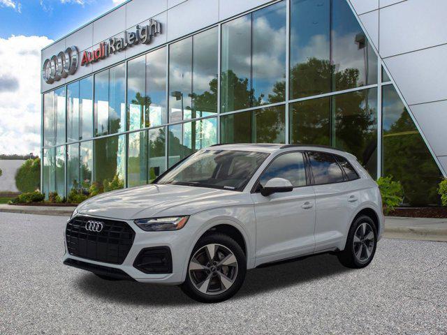 new 2025 Audi Q5 car, priced at $45,240