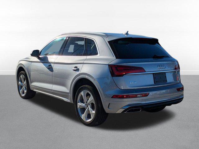 new 2025 Audi Q5 car, priced at $53,674