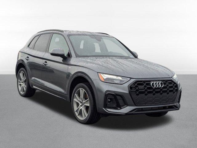 new 2025 Audi Q5 car, priced at $48,504