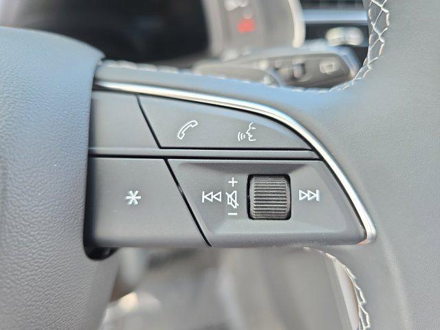 new 2025 Audi Q7 car, priced at $76,340