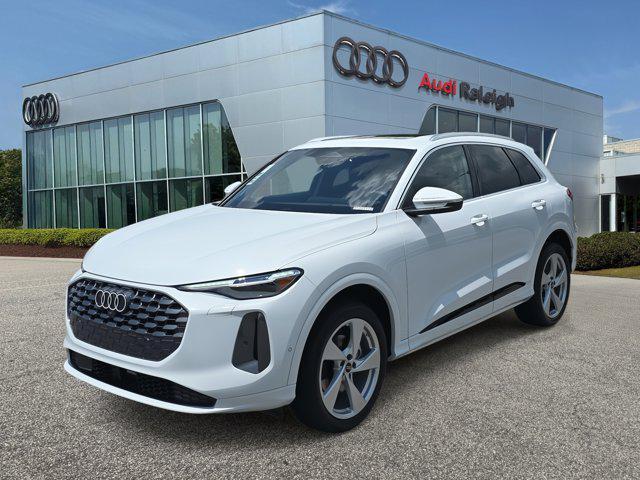 new 2025 Audi Q5 car, priced at $60,475