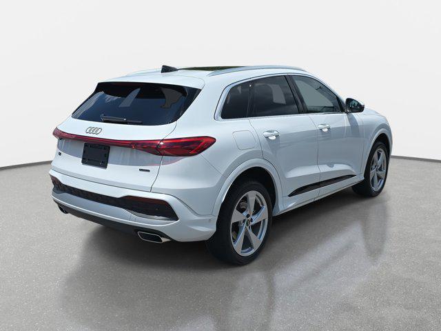 new 2025 Audi Q5 car, priced at $60,475