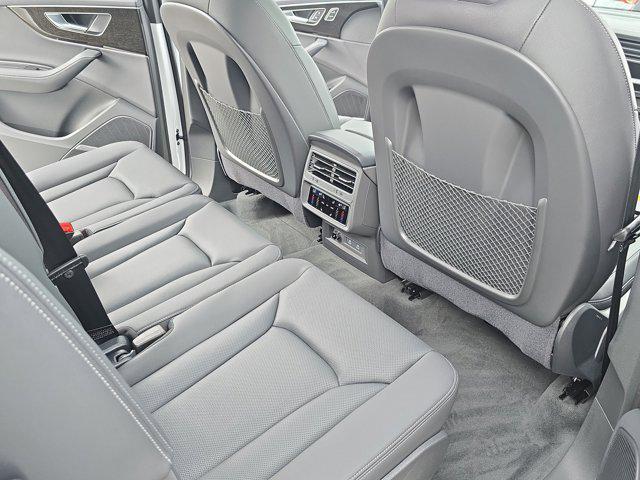new 2025 Audi Q7 car, priced at $68,786