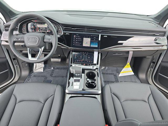 new 2025 Audi Q7 car, priced at $68,786