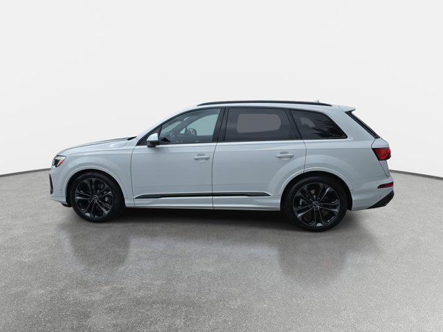 new 2025 Audi Q7 car, priced at $68,786
