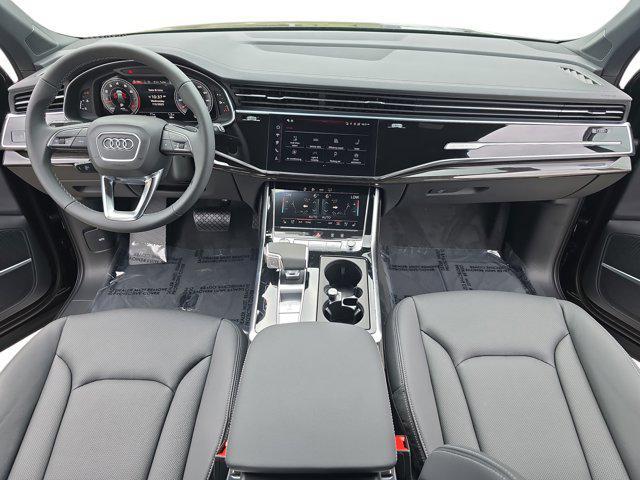 new 2025 Audi Q7 car, priced at $68,286