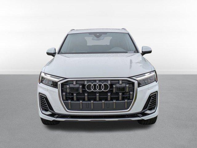 new 2025 Audi Q7 car, priced at $70,893