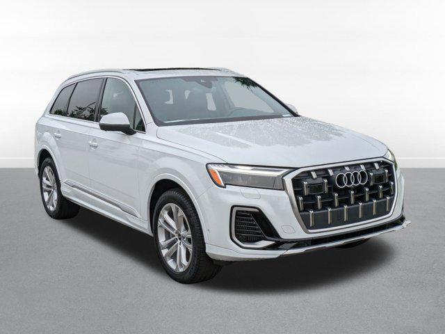 new 2025 Audi Q7 car, priced at $70,893