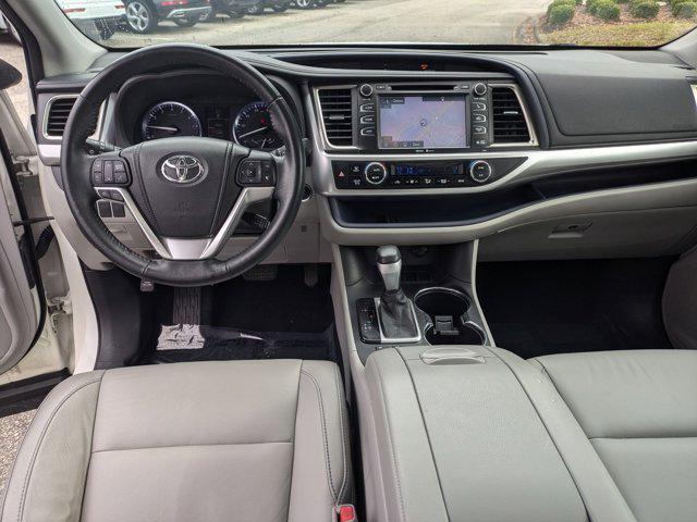 used 2015 Toyota Highlander car, priced at $19,695