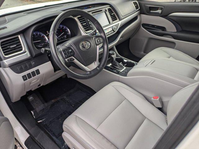 used 2015 Toyota Highlander car, priced at $19,695