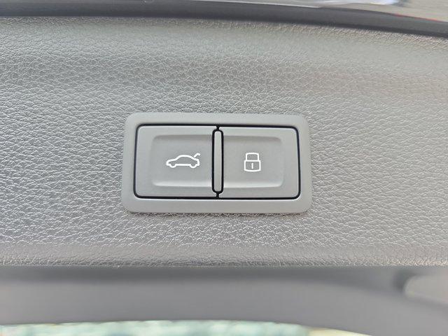 new 2025 Audi Q3 car, priced at $43,027