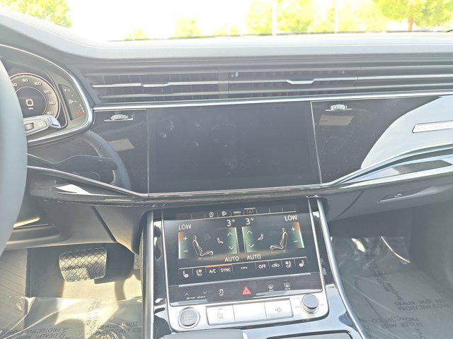 new 2025 Audi Q7 car, priced at $67,434