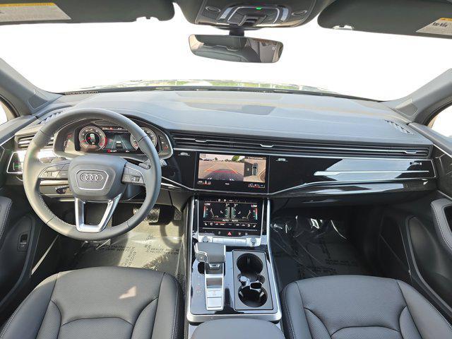 new 2025 Audi Q7 car, priced at $67,434
