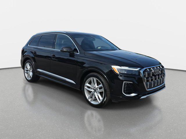 new 2025 Audi Q7 car, priced at $67,434