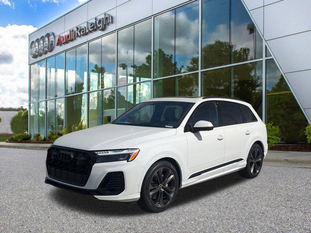 new 2025 Audi Q7 car, priced at $82,420