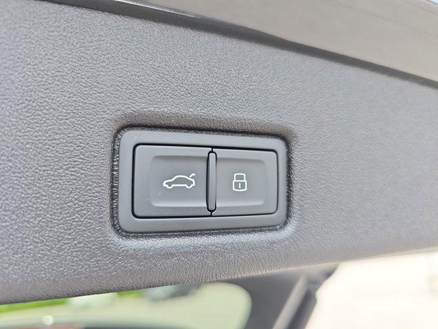 new 2025 Audi Q5 car, priced at $60,950