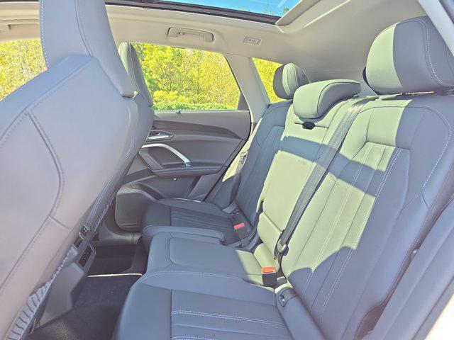 new 2025 Audi Q5 car, priced at $59,385