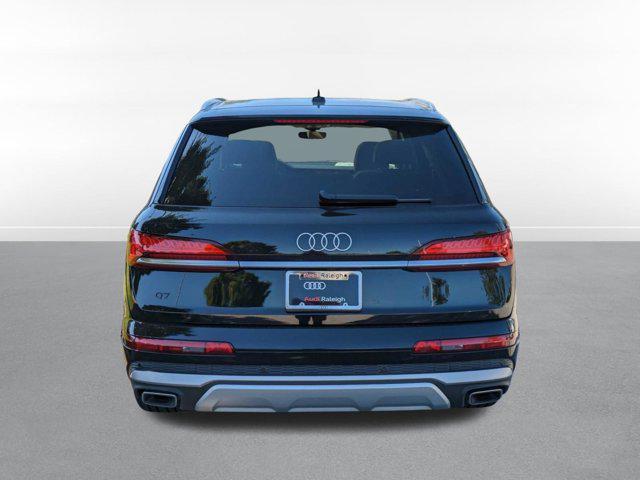 new 2025 Audi Q7 car, priced at $70,048