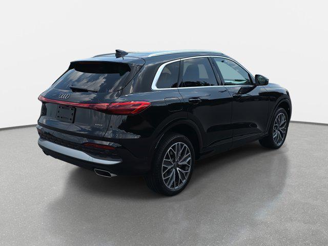 new 2025 Audi Q5 car, priced at $60,475