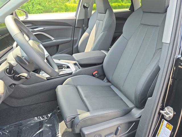 new 2025 Audi Q5 car, priced at $60,475